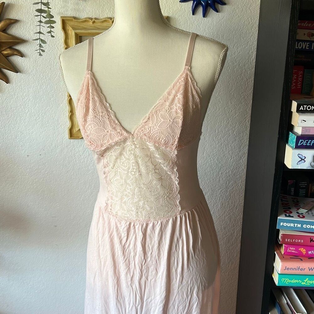 Daisy Fuentes Size Medium light pink Sleep Dress - Picture 6 of 8